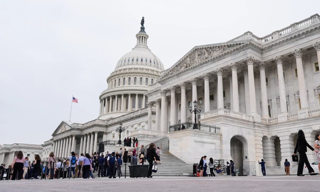 В США остановлена работа правительства. Переговоры зашли в тупик